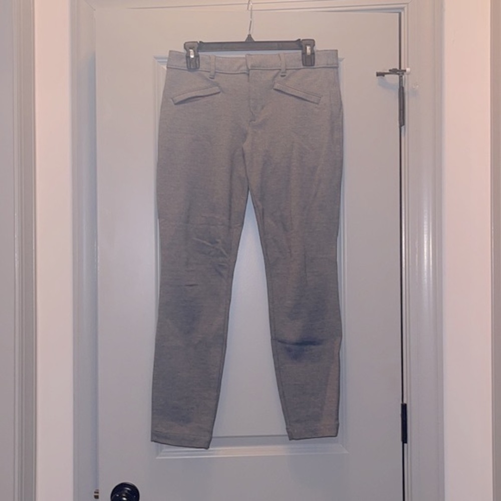 Gap gray skinny ankle pants size 4